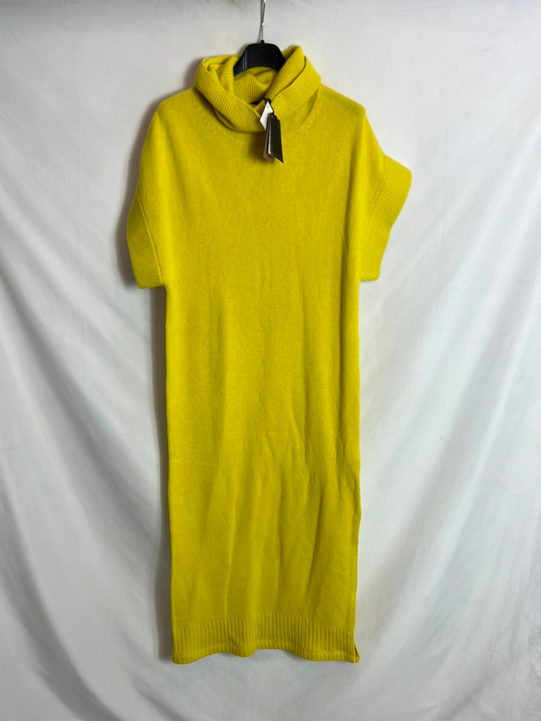 MASSIMO DUTTI. Vestido punto amarillo T.s