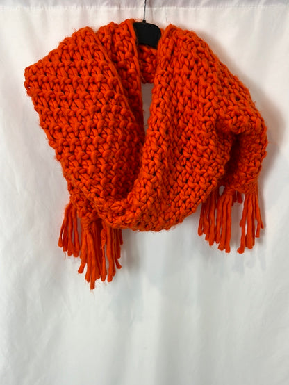 HIGH SPIRIT. Bufanda naranja