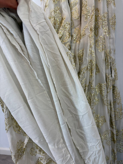 FREE PEOPLE. Vestido largo vaporoso hilos dorados
