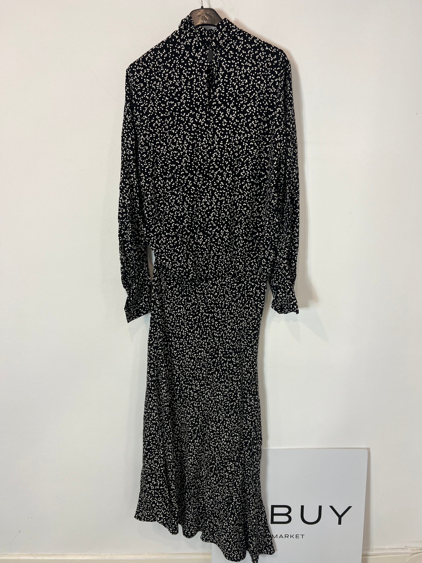 ZARA. Vestido  largo negro estampado. T XS-S