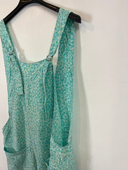 OTRAS. Peto corto flores fluido. T M