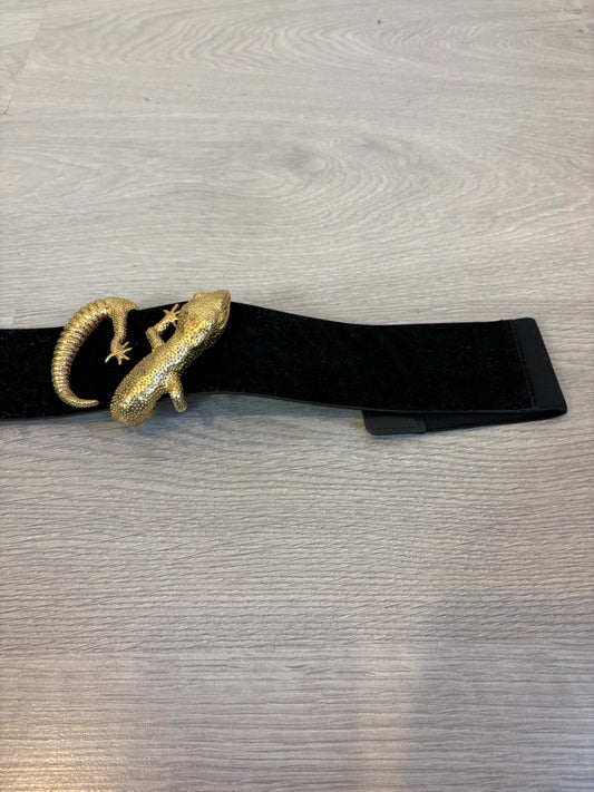 OTRAS. Cinturón terciopelo lagartija