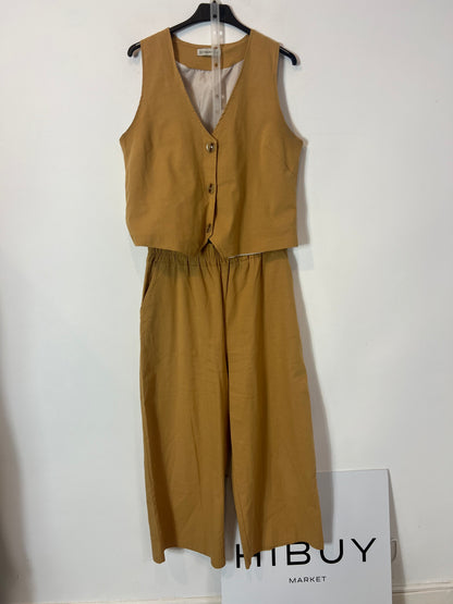 VALENTINA. Total mustard look with cotton Tl (m/l)