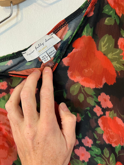 NEVER FULLY DRESSED . Conjunto negro flores T.36/38