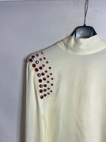 ZARA. Vanilla blouse with rhinestones. TM