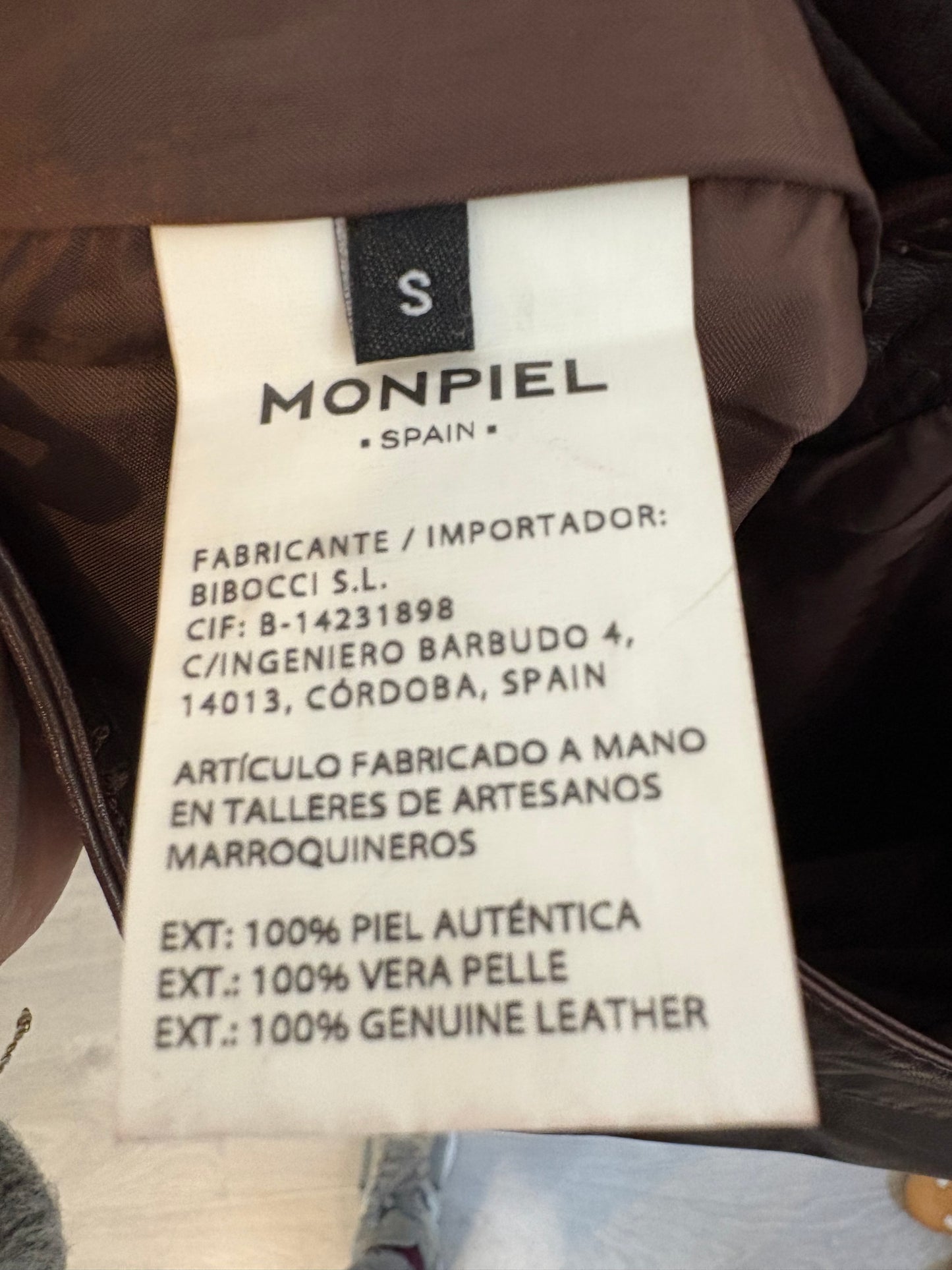 MONPIEL. Pantalón marrón piel