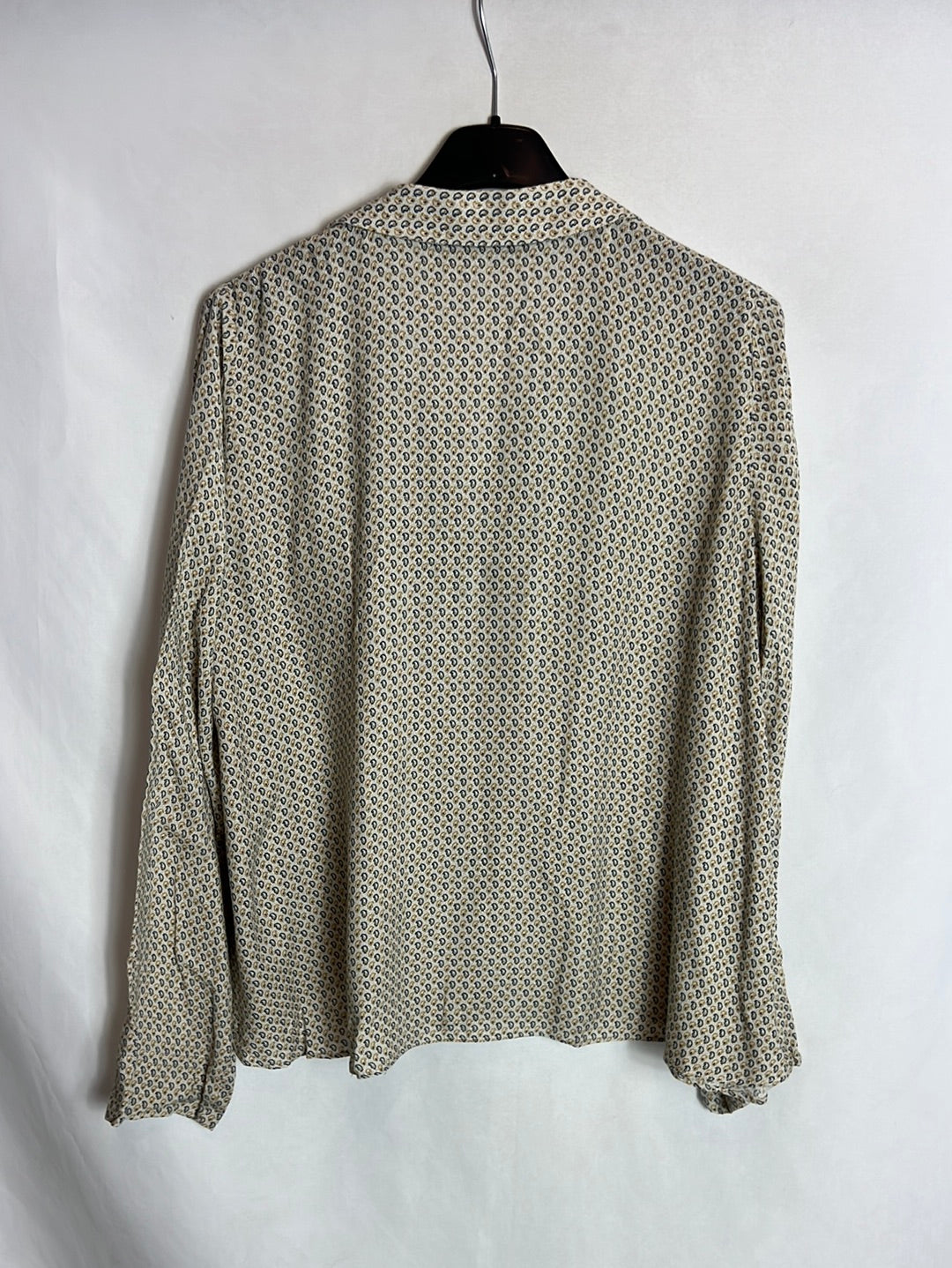 ZARA. Printed beige blouse. T.L.