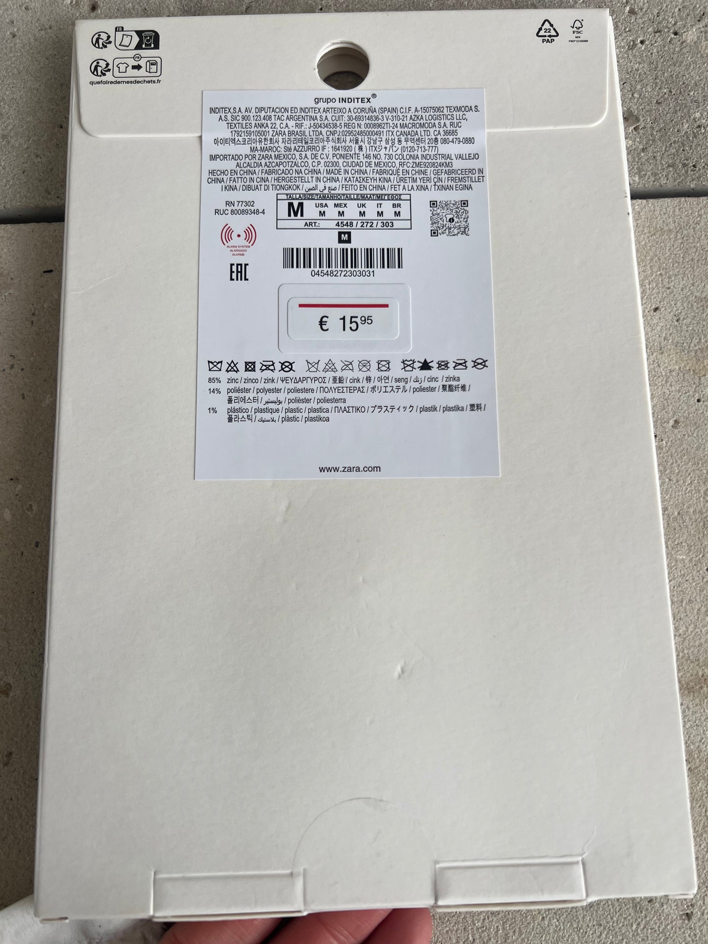 ZARA. Collar tela verde y colgante dorado. T M