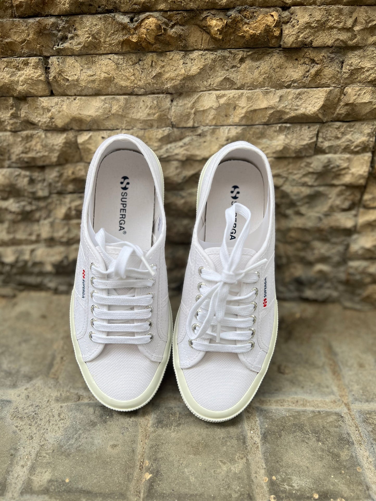 IMAN. White ribbed top Tm