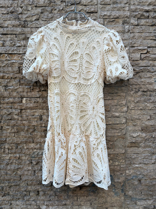 ZARA. Beige flowing blouse. Size M