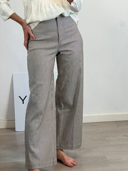 SESSÚN. Pantalón palazo rayas T.36