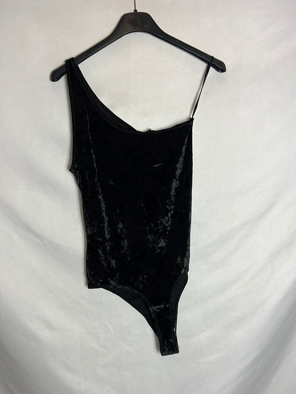 OYSHO. Black velvet top Tl