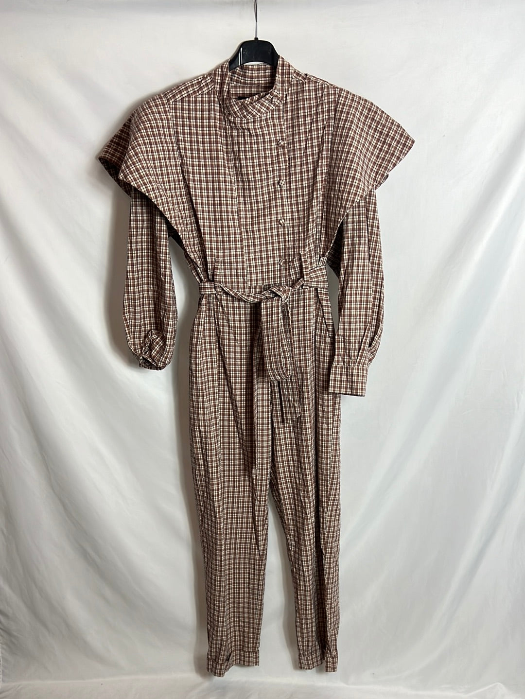 BAREY. Mono cuadros detalle hombros . TL