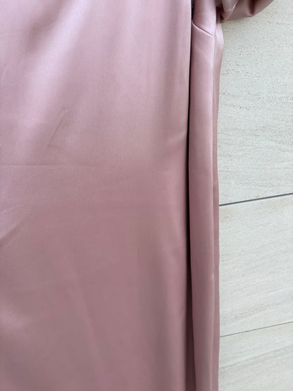 STYLAND. Vestido largo rosa satinado