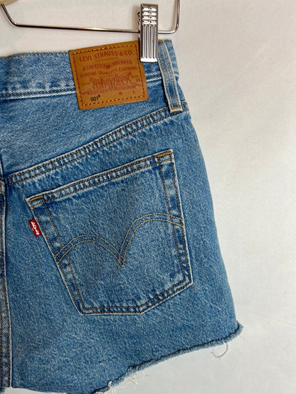 LEVI'S. Fringe denim shorts T.36