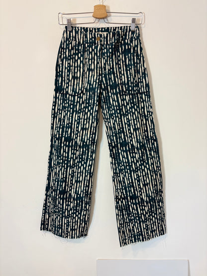 9MAS5. Total look estampado azul petróleo. T S