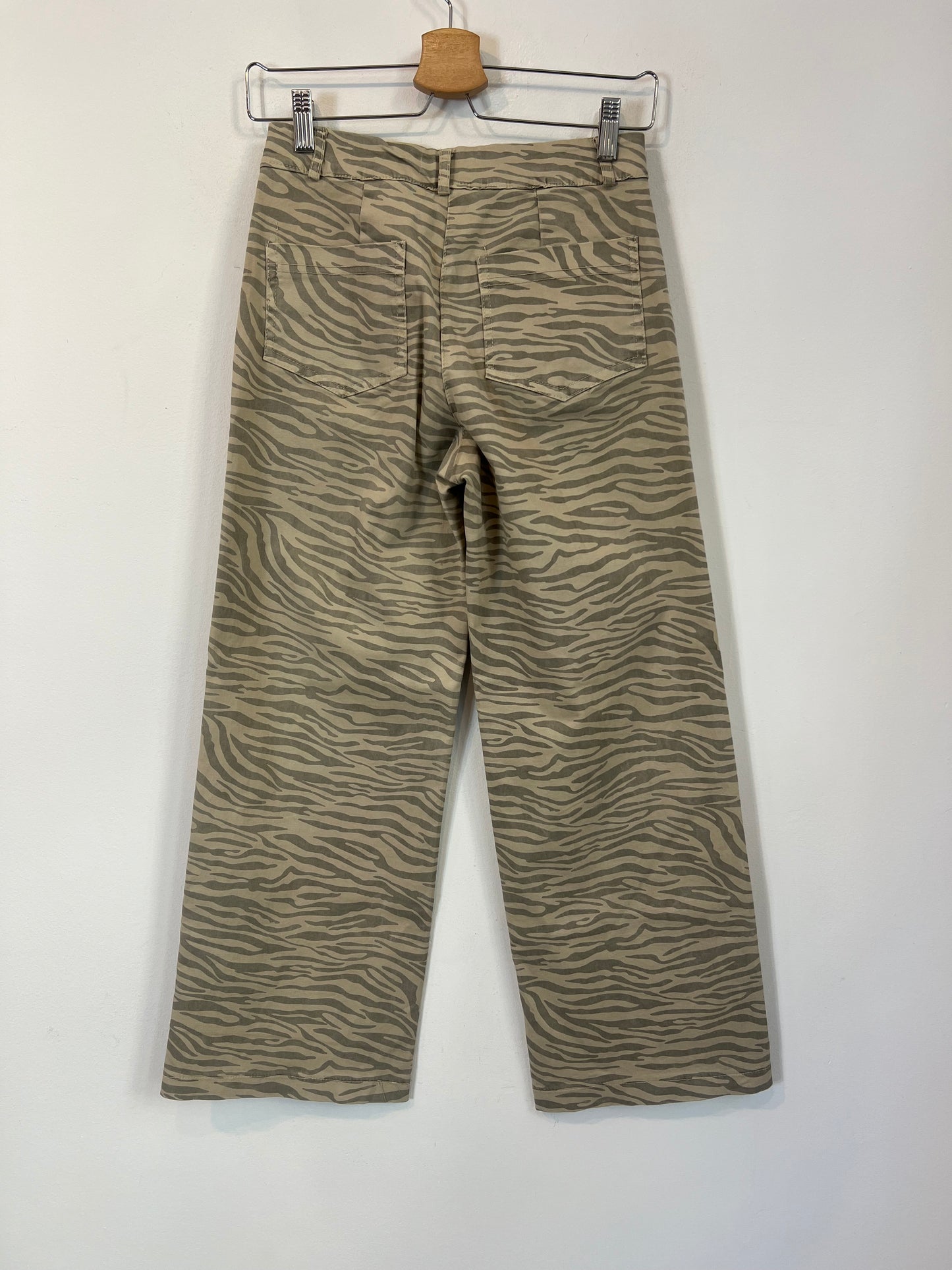 MUSCARI. Pantalón culotte animal print T.s