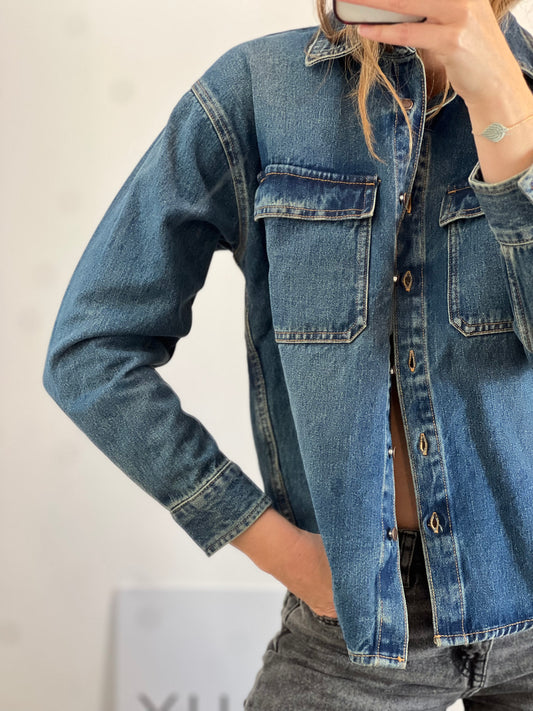ZARA. Sobrecamisa denim bolsillos. T S