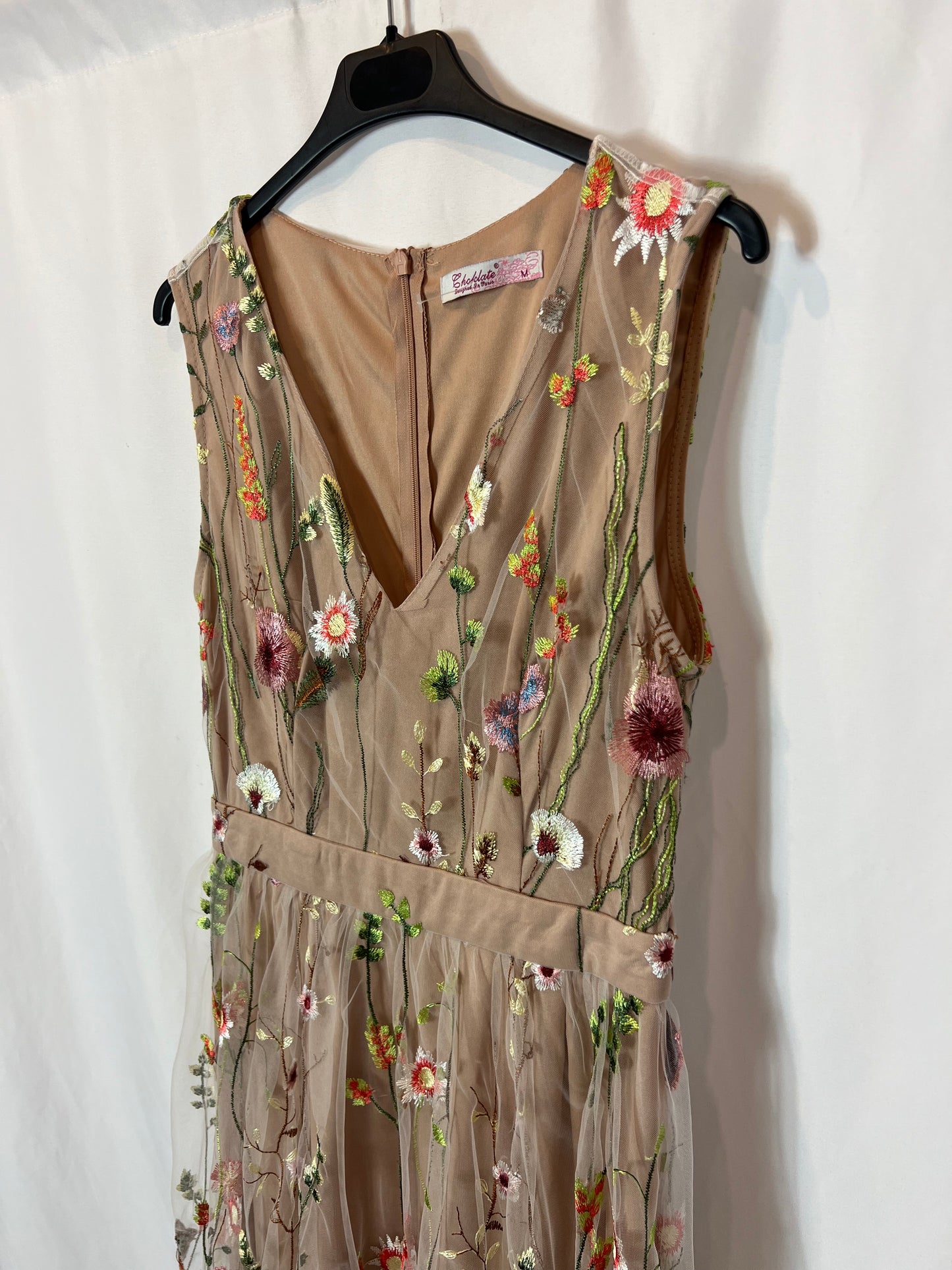 CHOKLATE. Vestido tull bordado. T.M