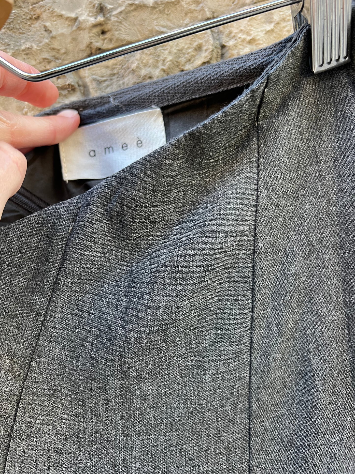 AMEÉ. Falda larga gris vuelo