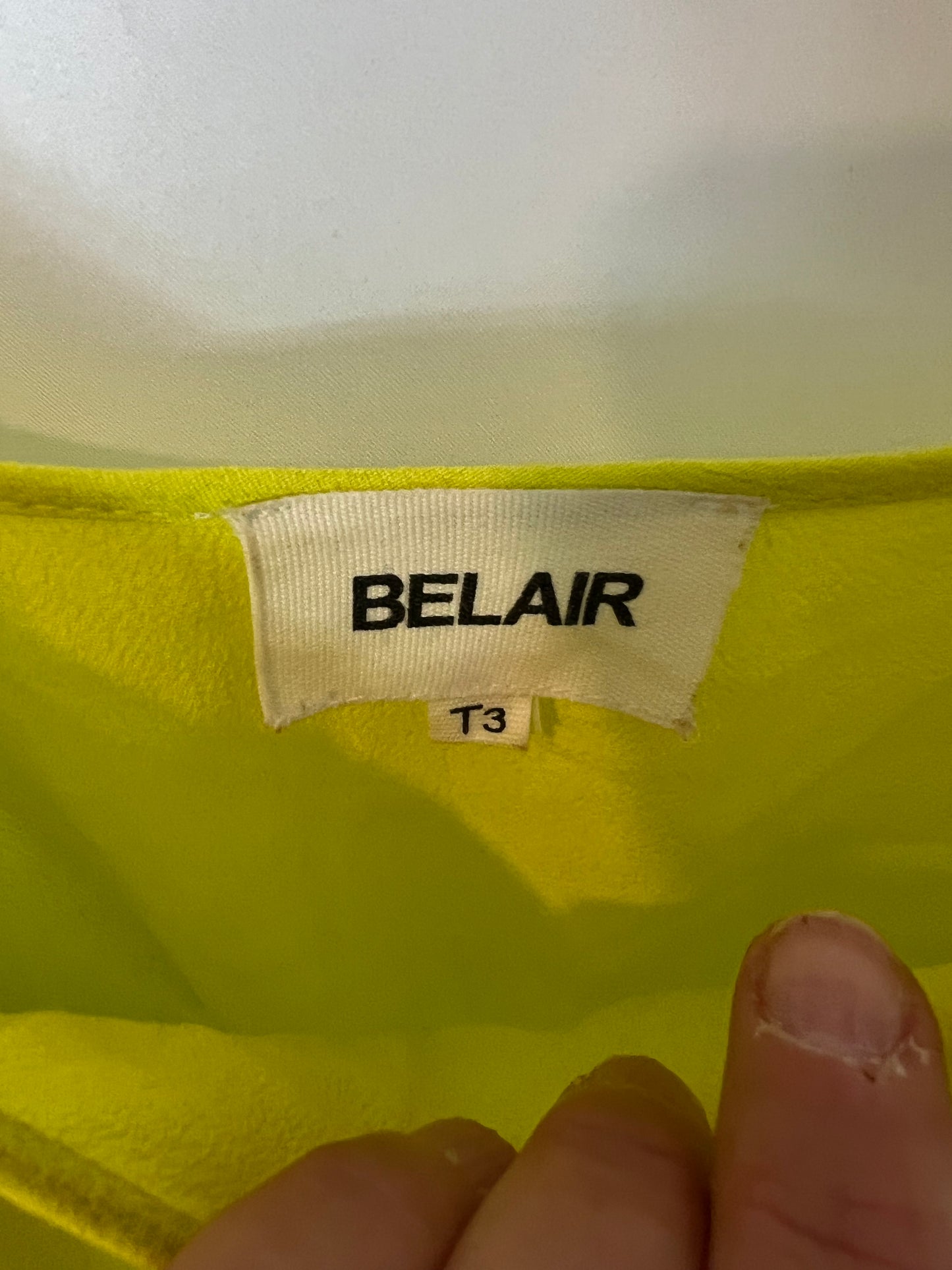 BELAIR. Vestido verde hombros T.3(s/m)