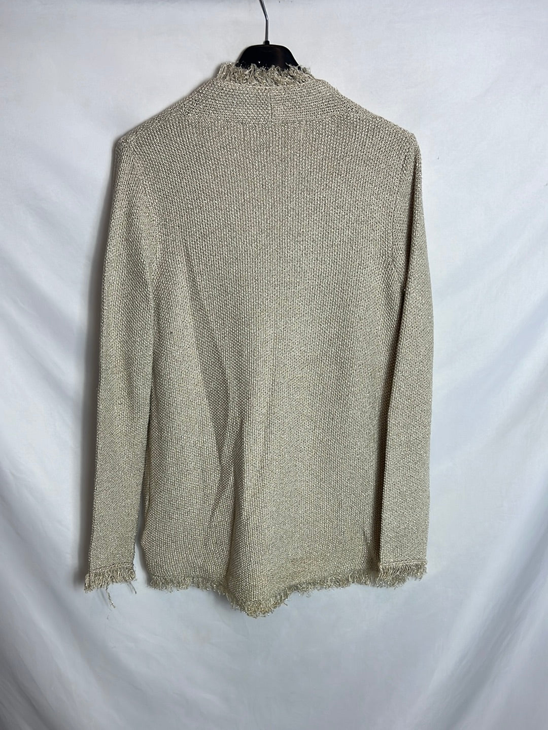 ZARA. Chaqueta punto beige hilos dorados. T M