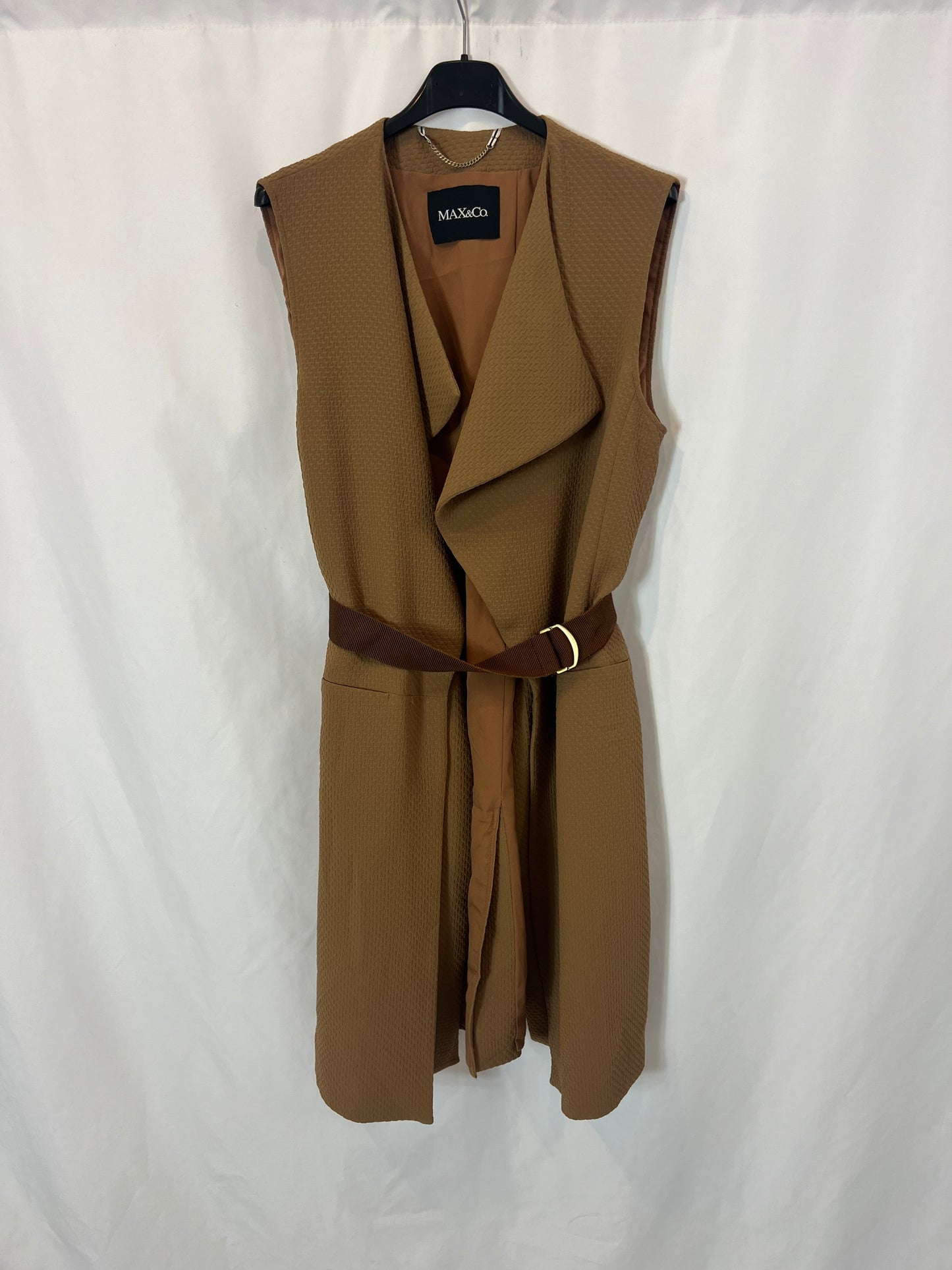 MAX&CO. Chaleco marrón textura. T 40