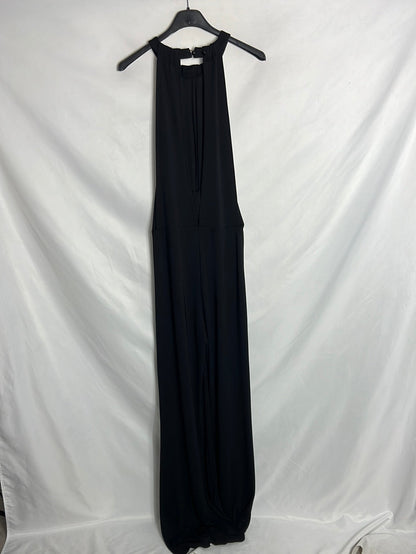 VERÓNICA PACHECO. Mono negro fluido cuello halter. T S