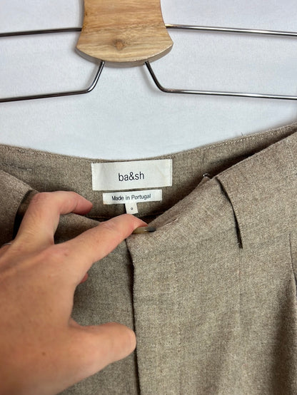 BA&amp;sh. Beige pleated trousers. Size 0( 36)