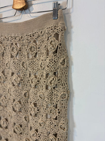 INTROPIA. Falda beige croché T.xs