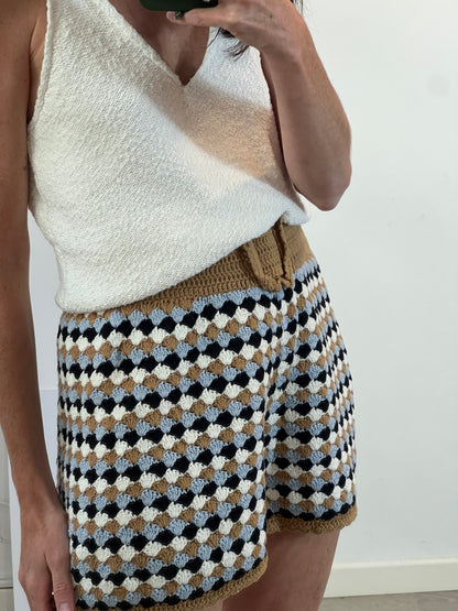 ZARA. Pantalón corto croché T.s