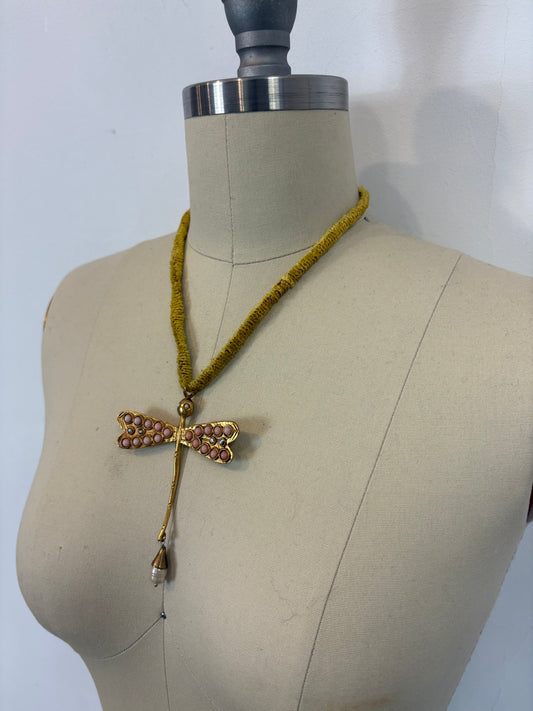 OTRAS. Collar dos posiciones libélula