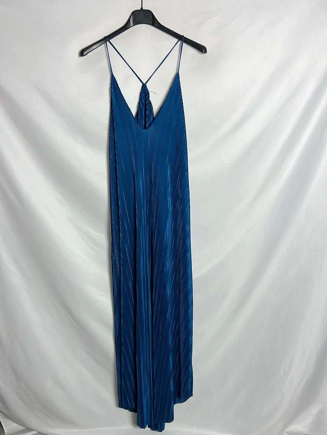 ZARA. Vestido midi plisado azul. T S