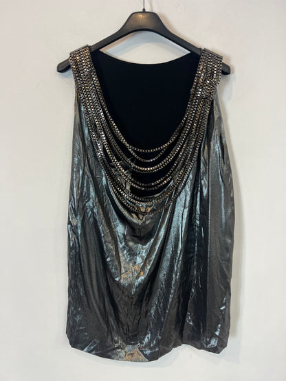 ELLA LUNA. Metallic silk top with chain detail on the back. TS