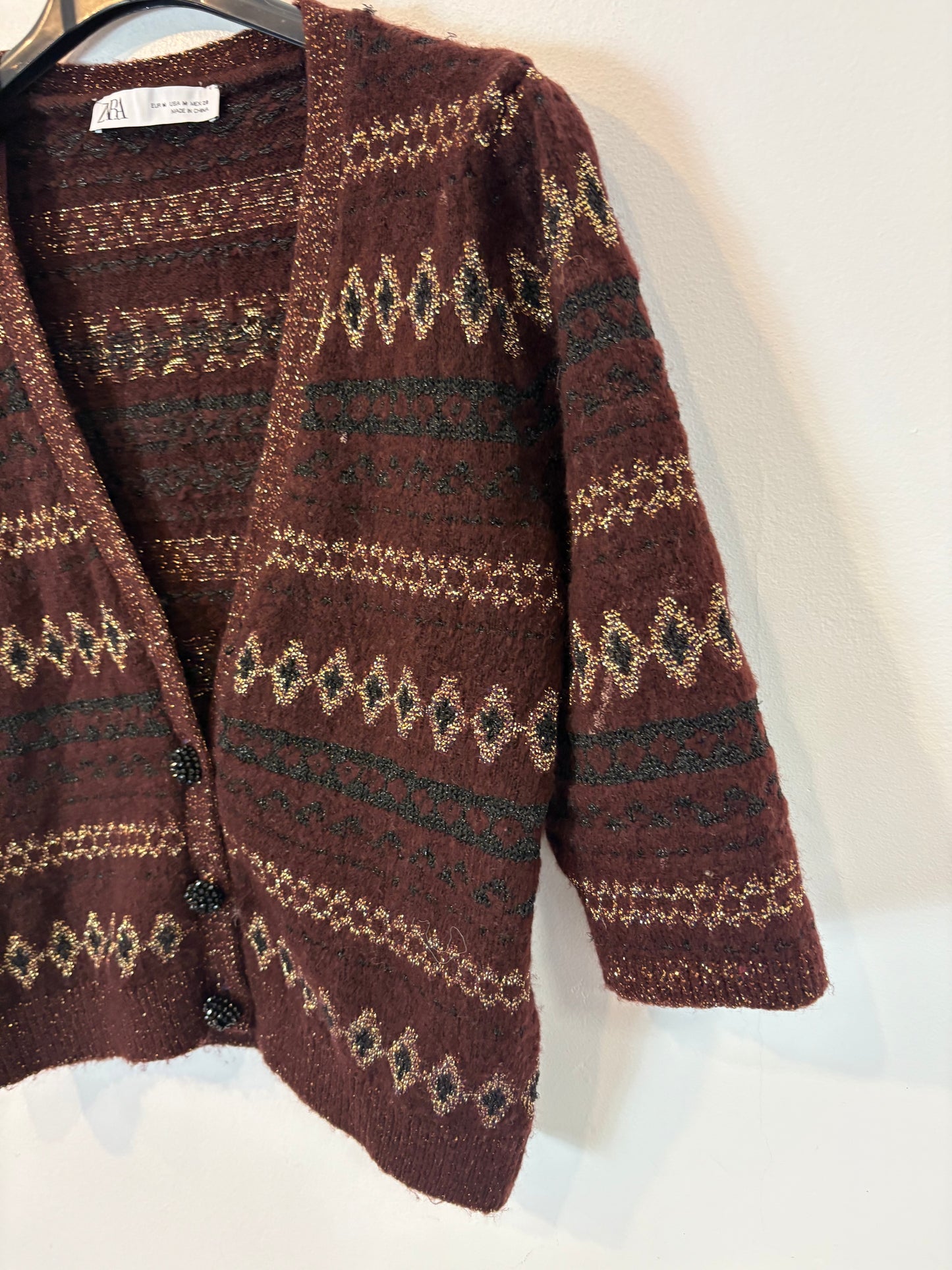 MASSIMO DUTTI. Short green skirt with pocket T.xs