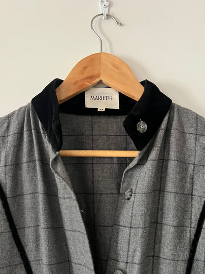 MARIETH. Mono gris cuadros