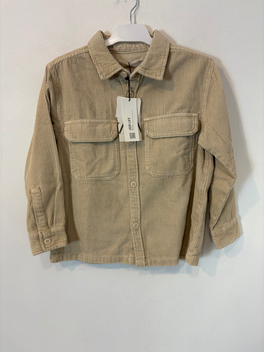 ZARA. Sobre camisa beige pana. T 7 años