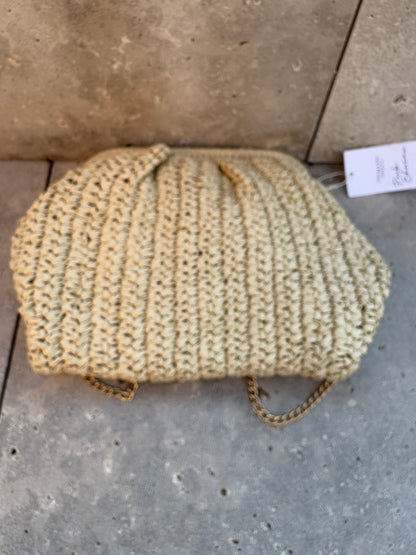 Bolso rafia  beige cadena dorada