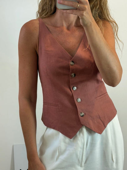 ZARA. Chaleco rosa oscuro  con lino