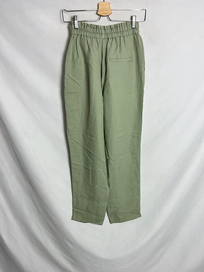 ZARA. Pantalón verde fluido T.xs
