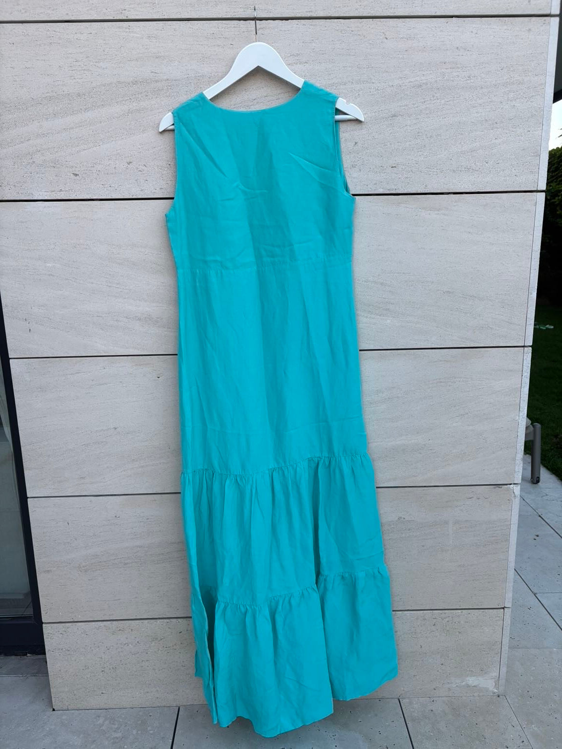 CARACTÉRE. Vestido largo azul turquesa con lino