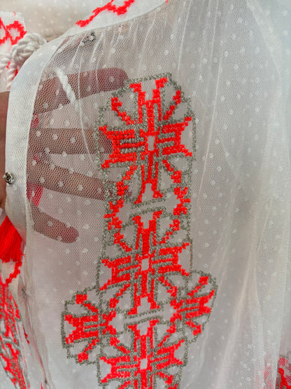 SAVAGE CULTURE. Blusa plumeti bordados. T L