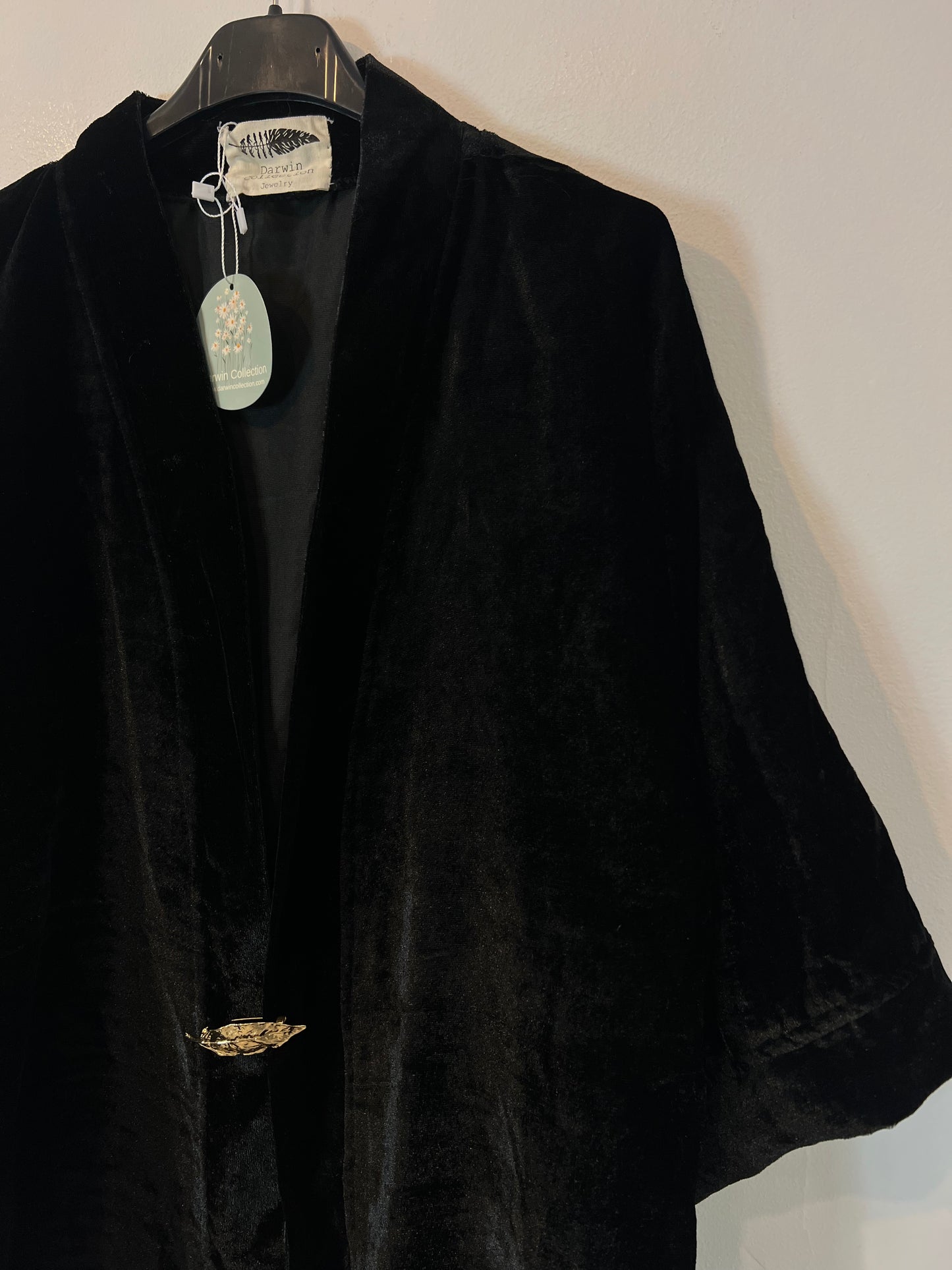 ZARA. Beige flowing blouse. Size M