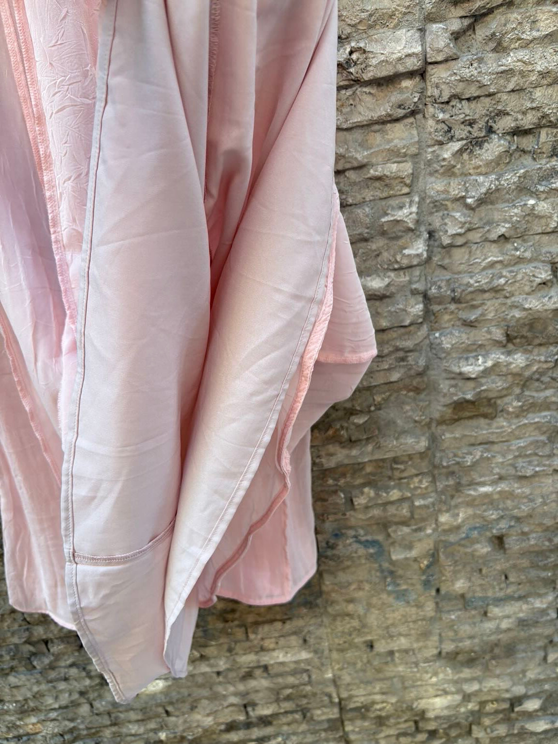 ZARA. Falda rosa claro vaporosa