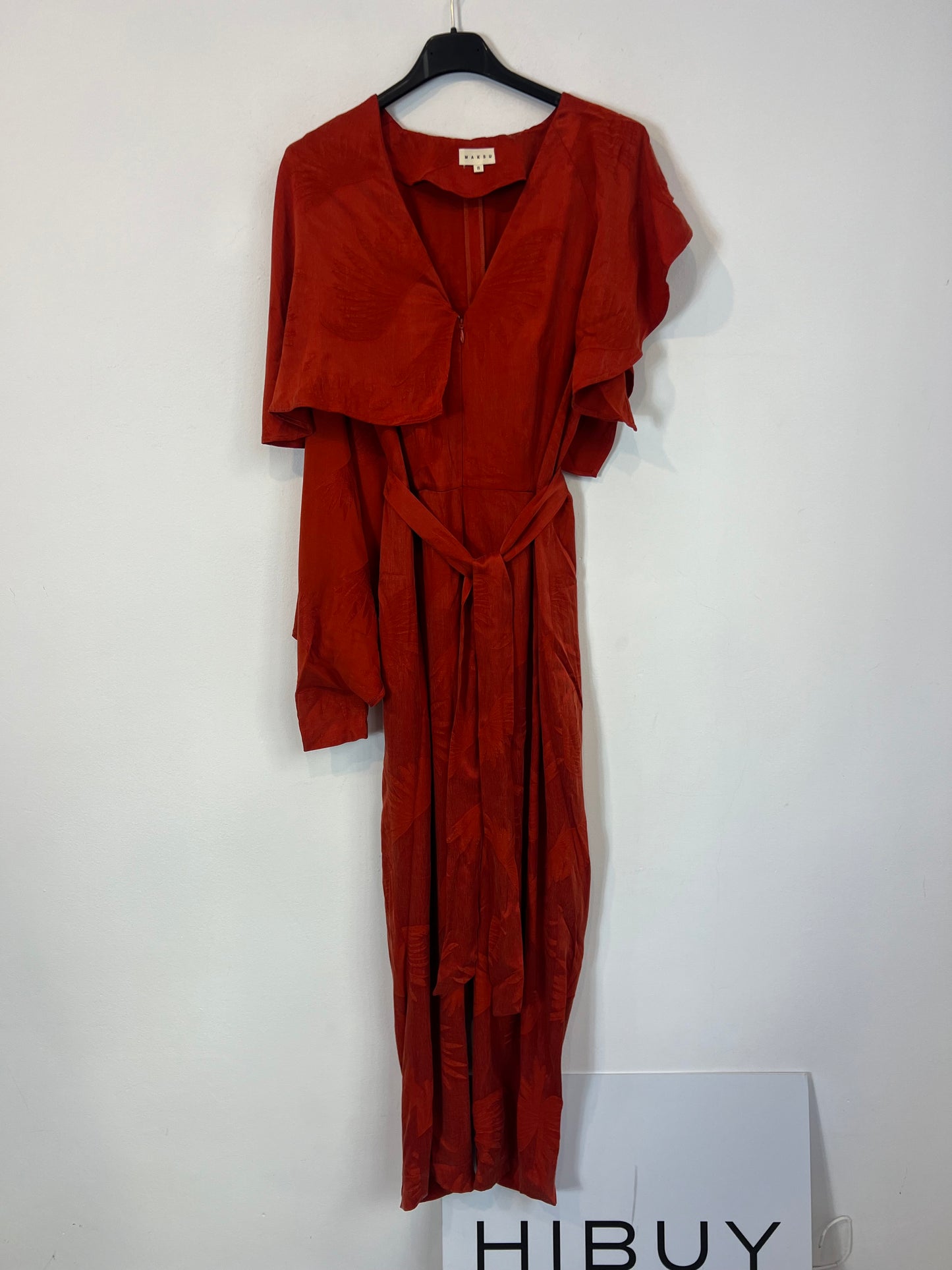 MAKSU. Mono largo fluido T.s(tara)