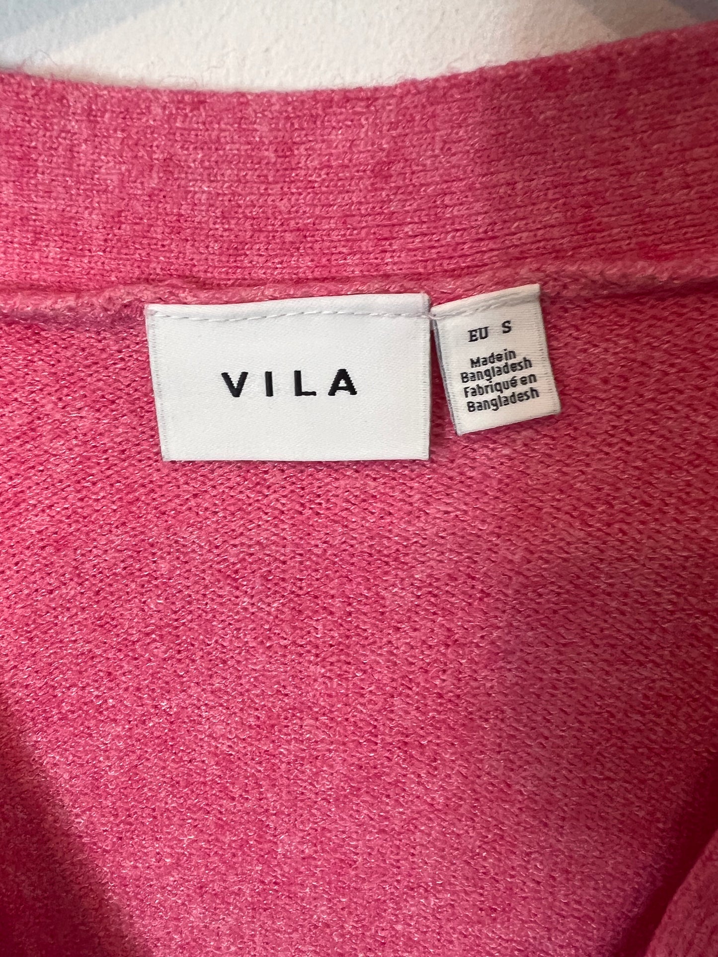 VILA. Cárdigan rosa abotonado. T S