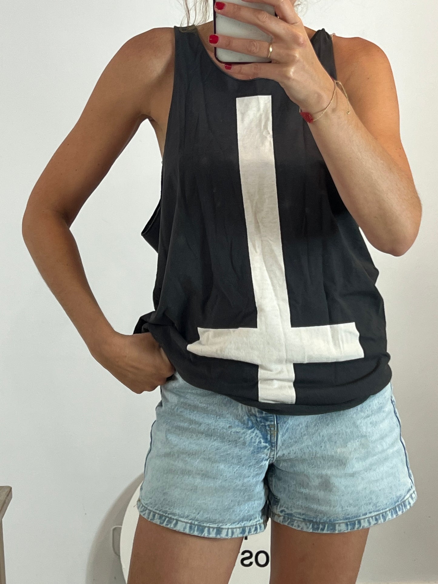 ONE LOVE. Grey cross T-shirt S.xl