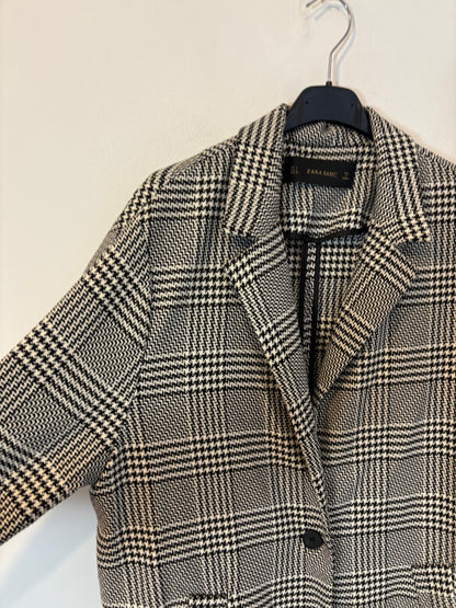 ZARA. Chaqueta larga pata de gallo