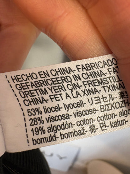 MASSIMO DUTTI. Jersey fino negro manga volante