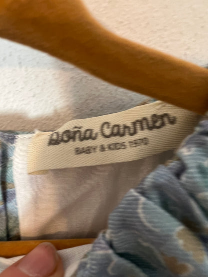 DOÑA CARMEN. Vestido estampado fondo azul claro. T 5 años